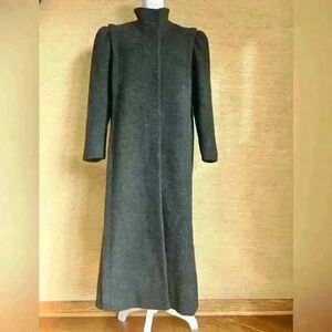 Gallery Tailored Mock Neck 100% Wool Coat